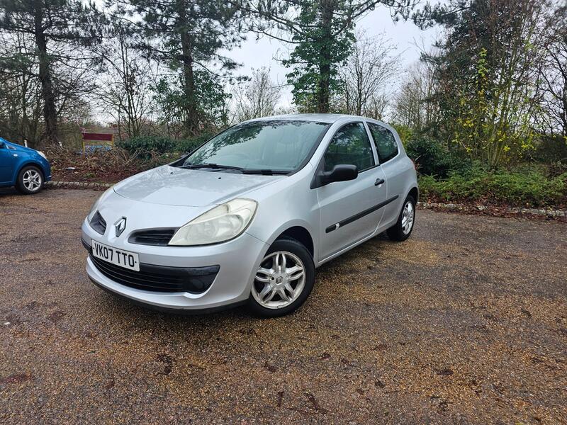 RENAULT CLIO