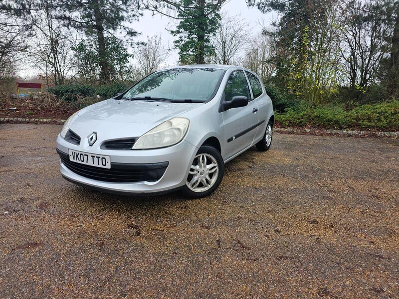 RENAULT CLIO