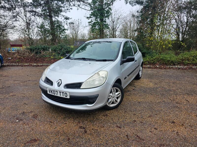 RENAULT CLIO