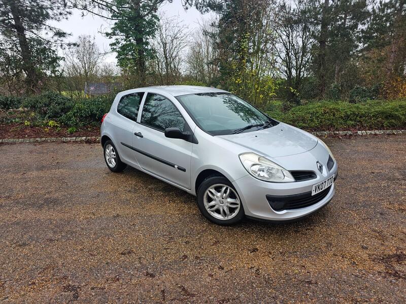 RENAULT CLIO