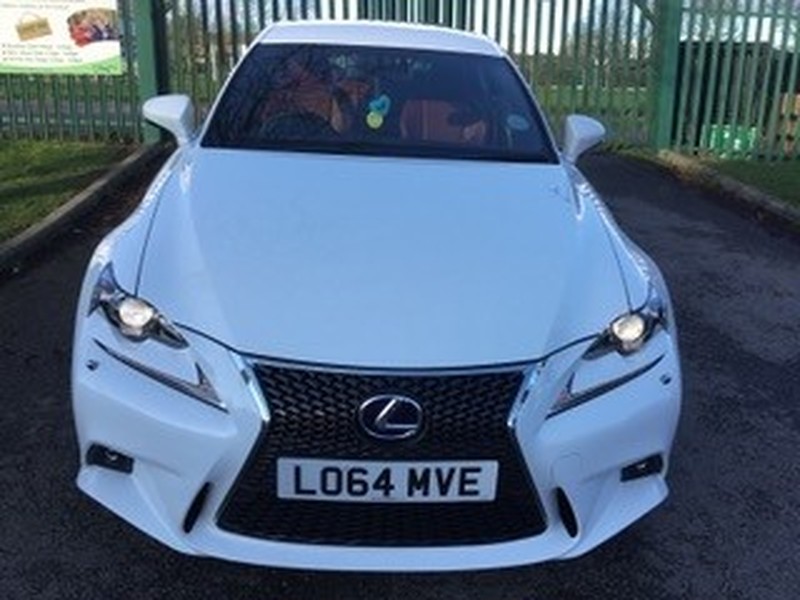 LEXUS IS