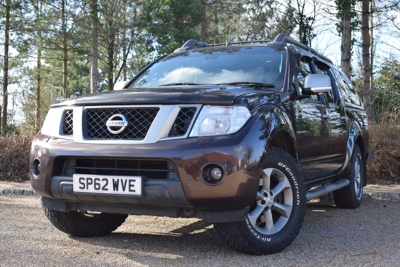 NISSAN NAVARA