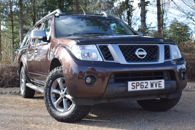 NISSAN NAVARA