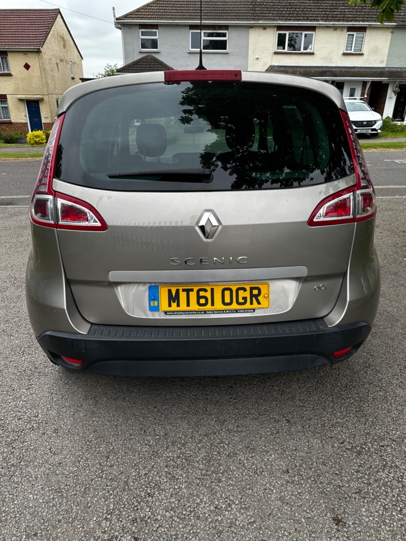 RENAULT SCENIC