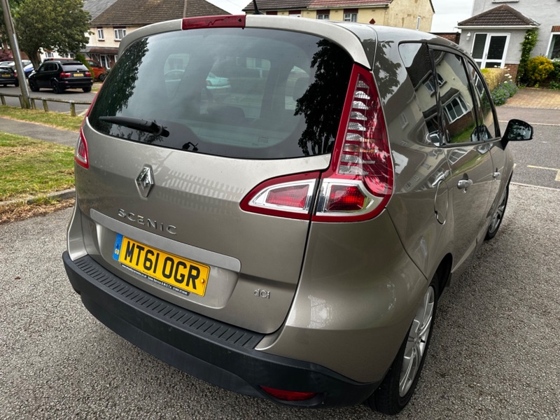 RENAULT SCENIC